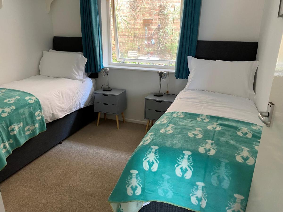Vitamin Sea With A Sea View And Parking Lyme Regis Exterior photo